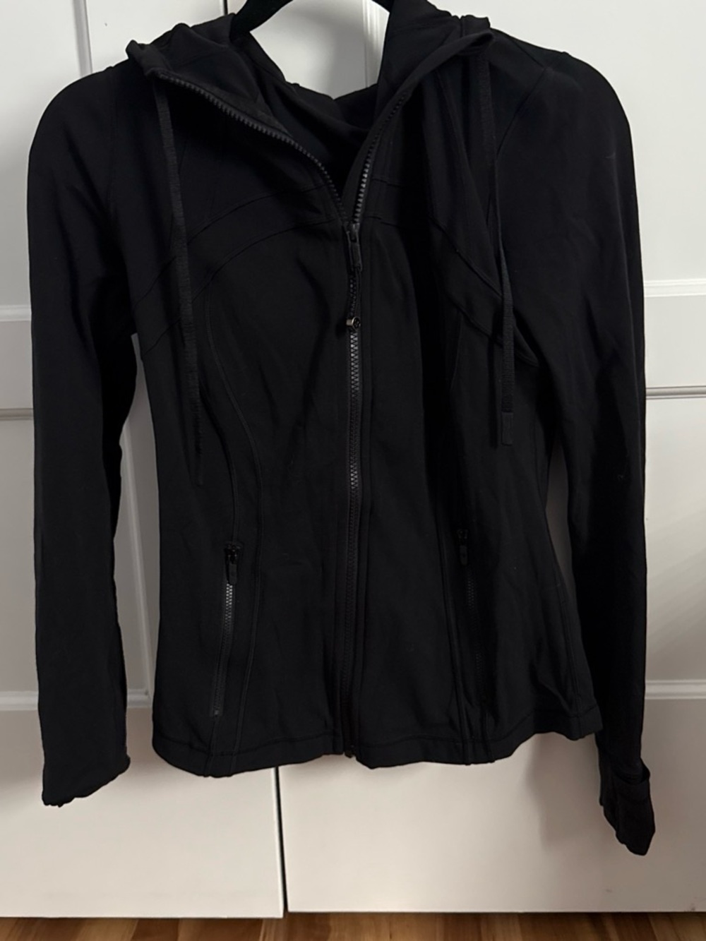 Black Lululemon Hooded Define Jacket Size 8. Good Condition.